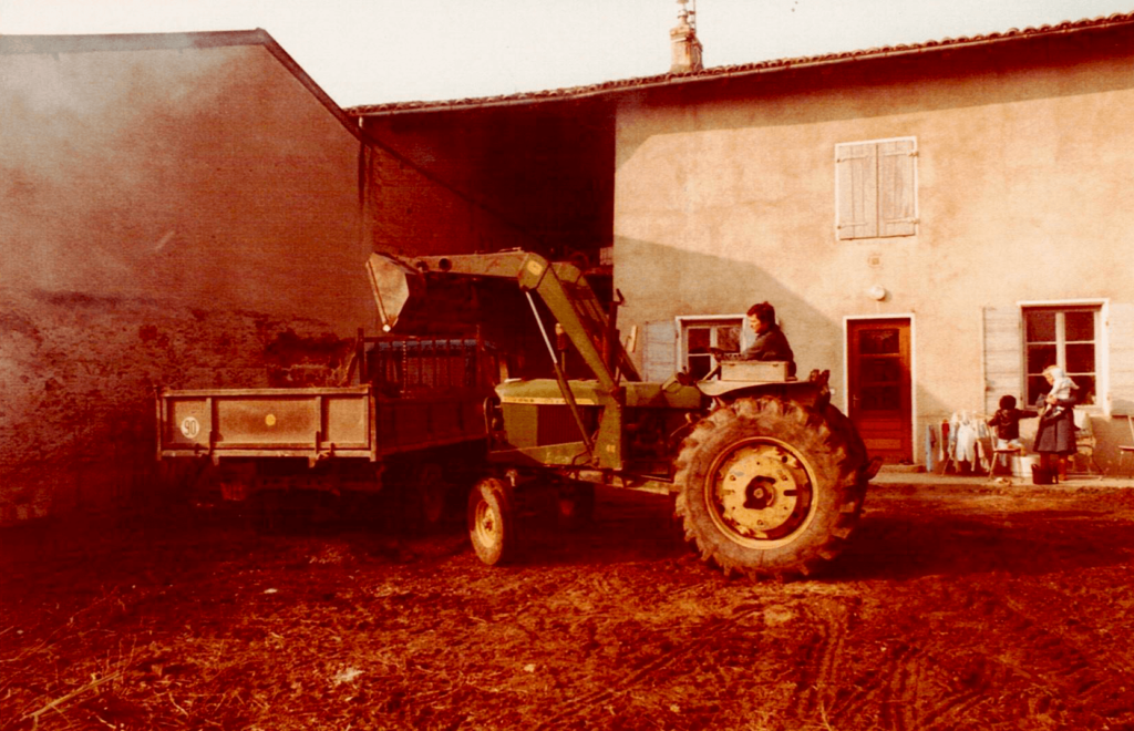 PHOTO CAMION BLEU - PREMIER CAMION ENTREPRISE (1)